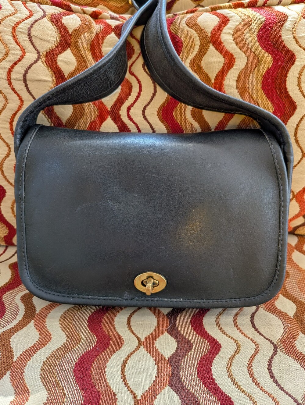 Rare Coach Sling Bag 9710 with Turn-Lock Closure